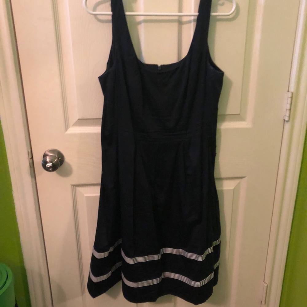 Cute navy and white dress!